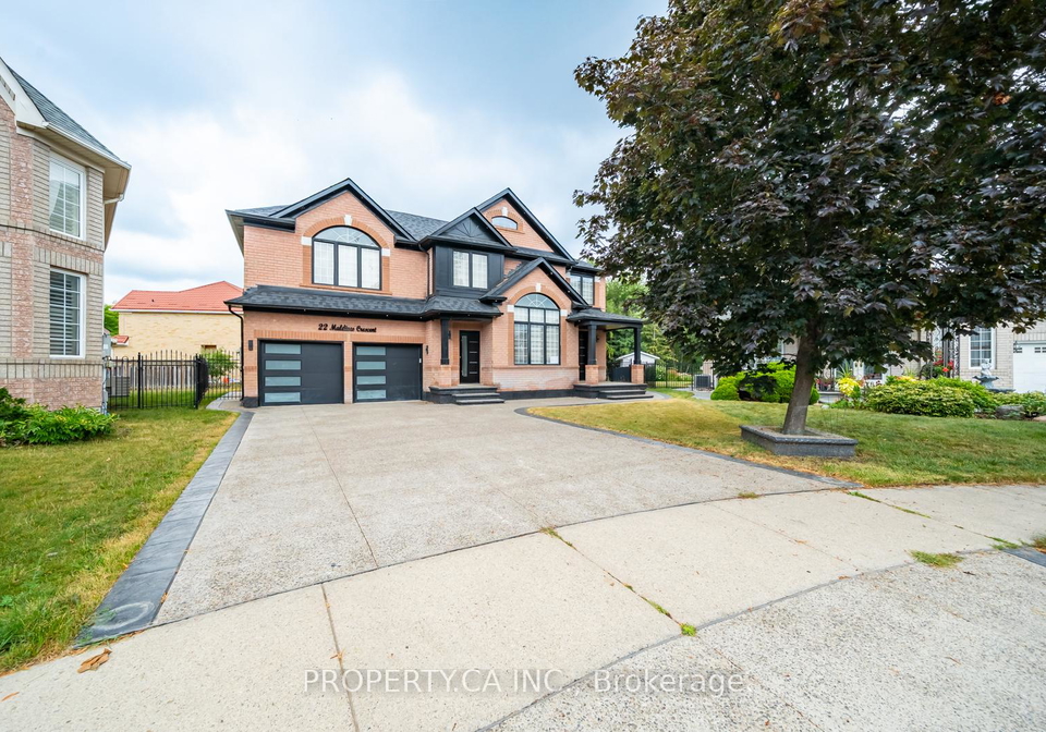 22-maldives-crescent-brampton-ontario-w12358856