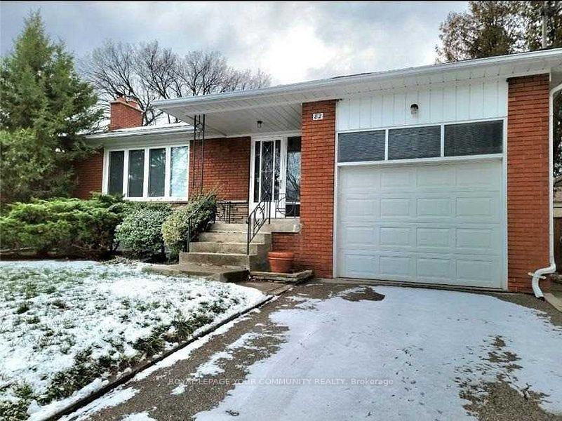 82-smithwood-drive-etobicoke-ontario-w12358892