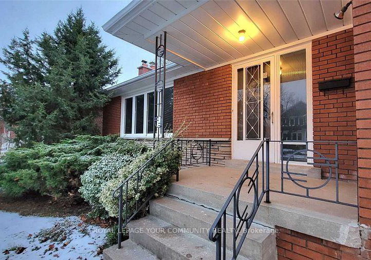 82-smithwood-drive-etobicoke-ontario-w12358892