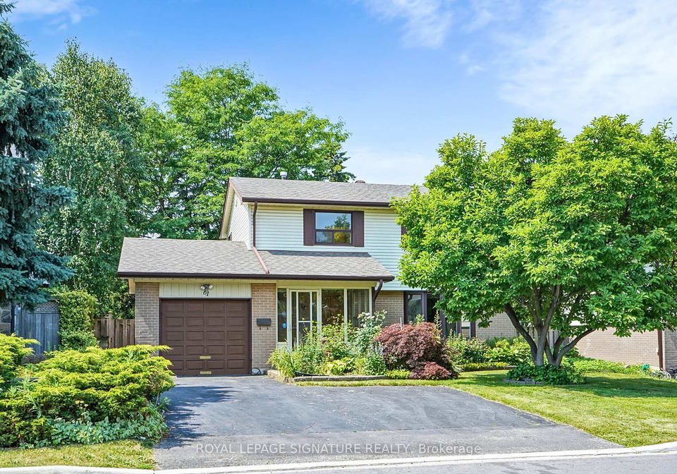 61-centre-street-s-brampton-ontario-w12359170