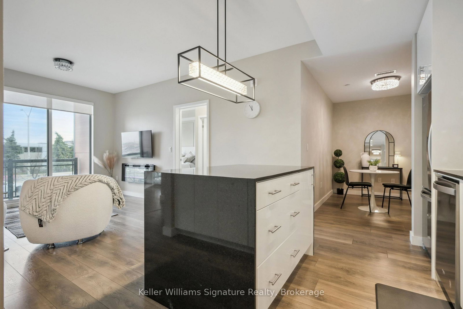168-sabina-drive-oakville-ontario-w12359220