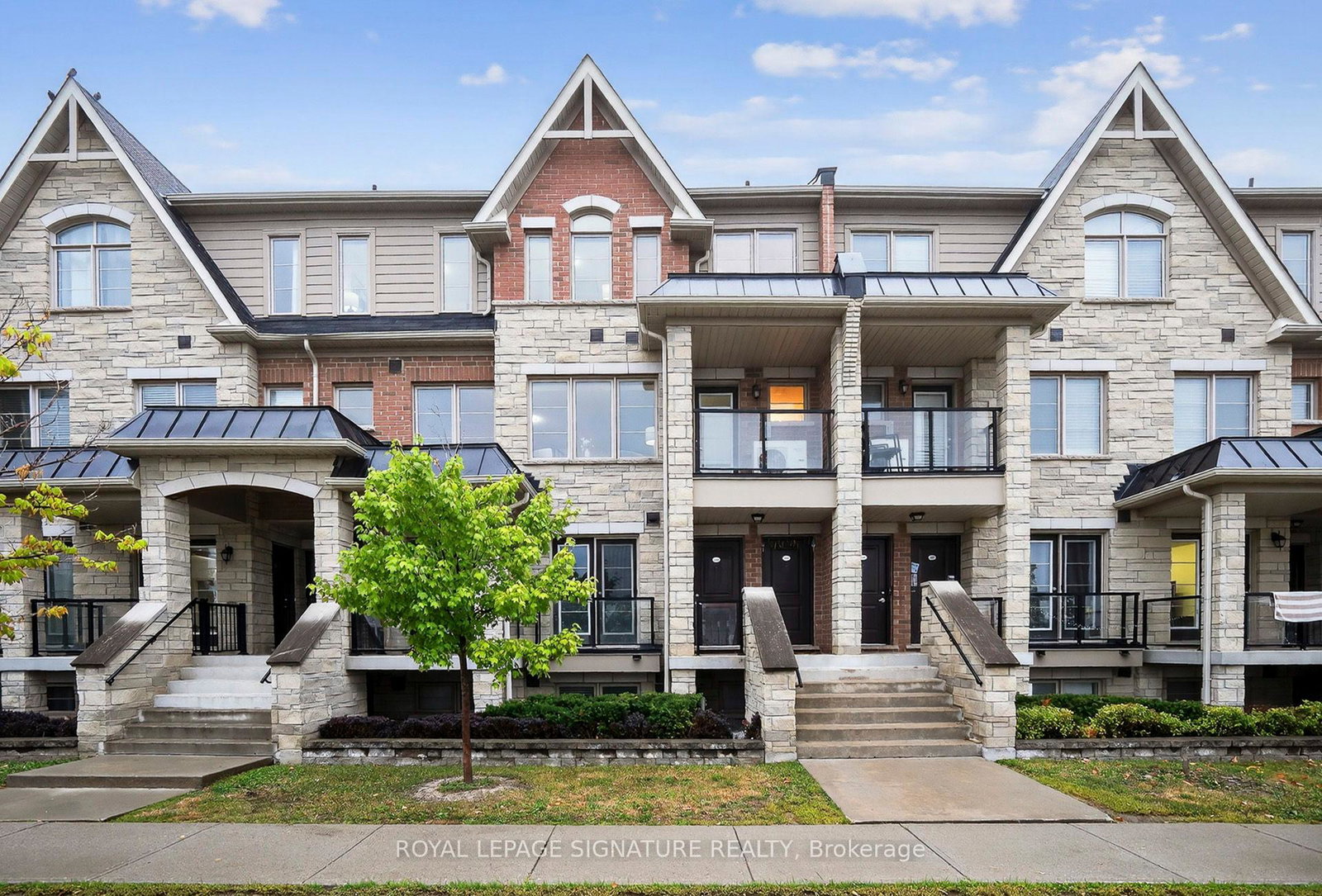 200-veterans-drive-brampton-ontario-w12359291
