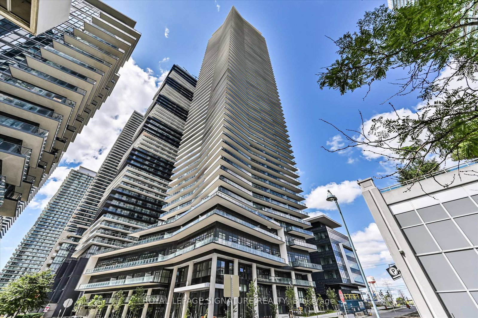 38-annie-craig-drive-etobicoke-ontario-w12359526