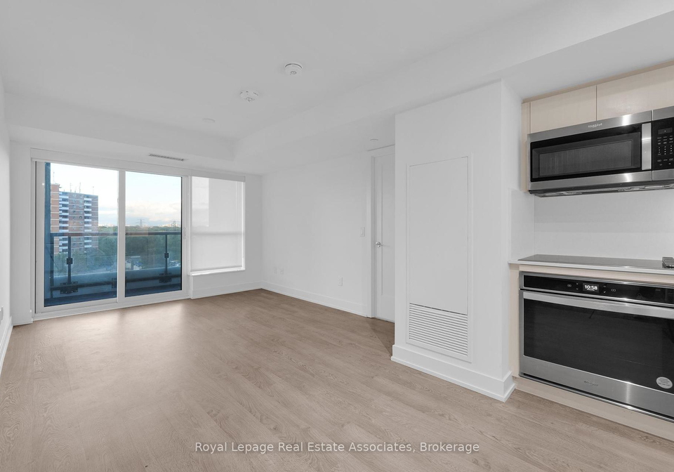5-mabelle-avenue-etobicoke-ontario-w12359652