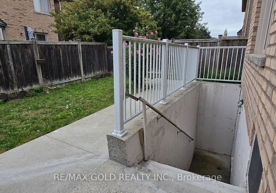 147-weston-drive-milton-ontario-w12359751