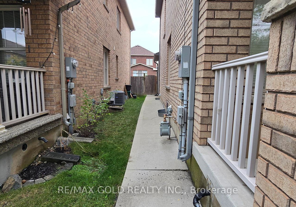 147-weston-drive-milton-ontario-w12359751