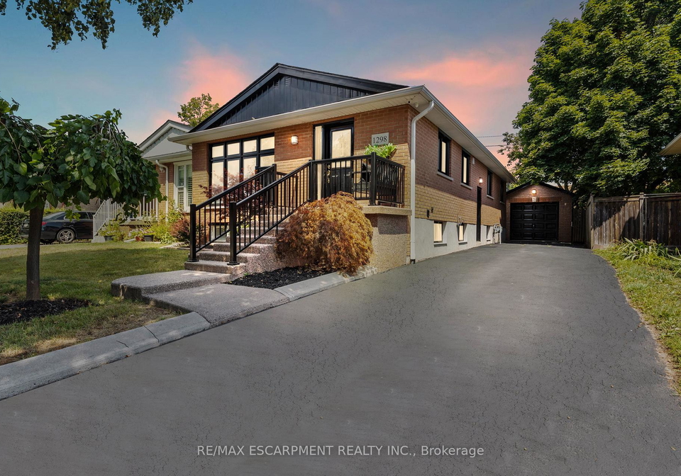 1298-napier-crescent-oakville-ontario-w12359831