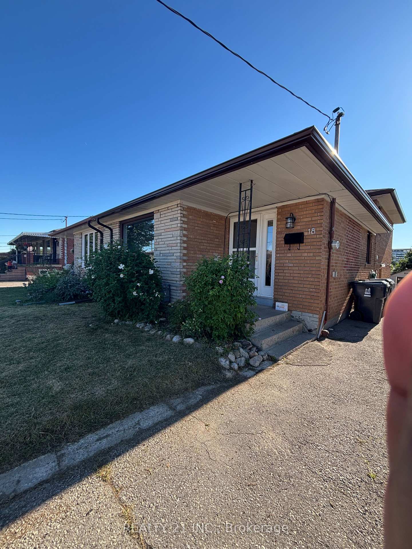 18-whitbread-crescent-york-ontario-w12359895