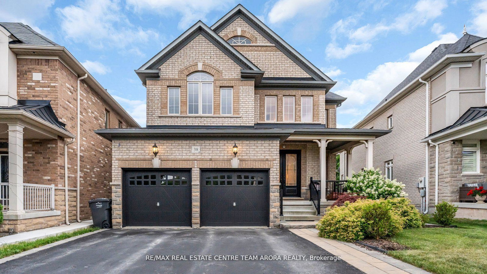 38-intrigue-trail-brampton-ontario-w12359896