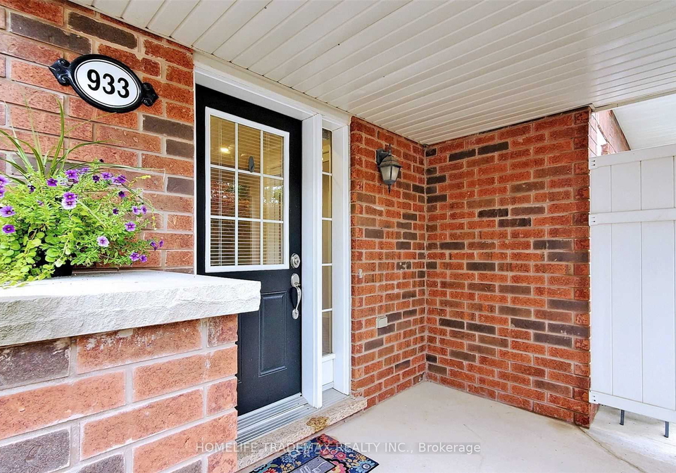 933-hasselfeldt-heights-milton-ontario-w12359918