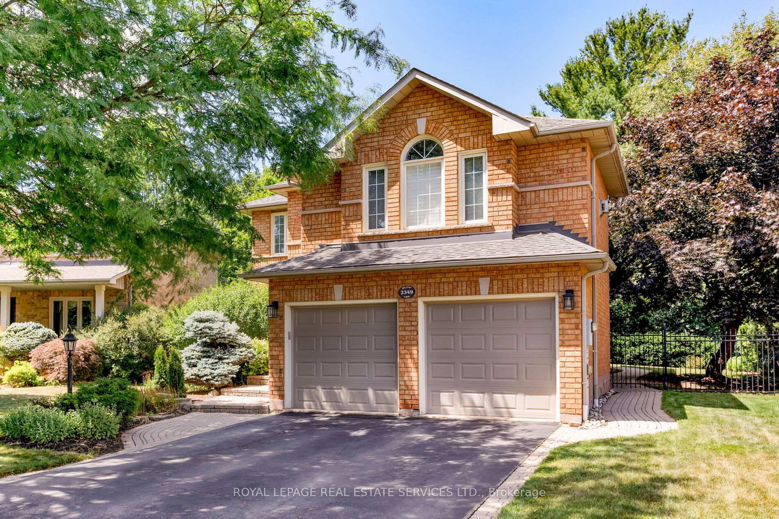 2349-hilltop-lane-oakville-ontario-w12359937