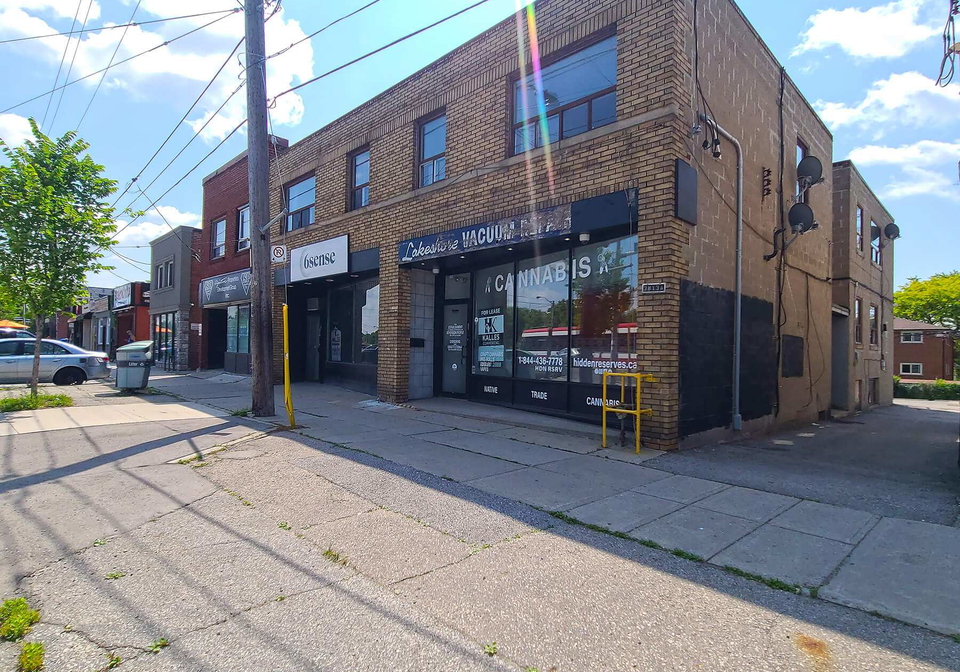381lake-shore-boulevard-w-etobicoke-ontario-w12359939