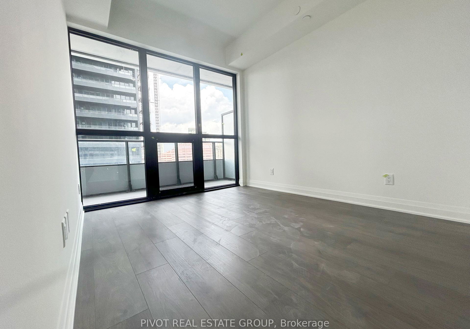 4015-the-exchange-mississauga-ontario-w12360171