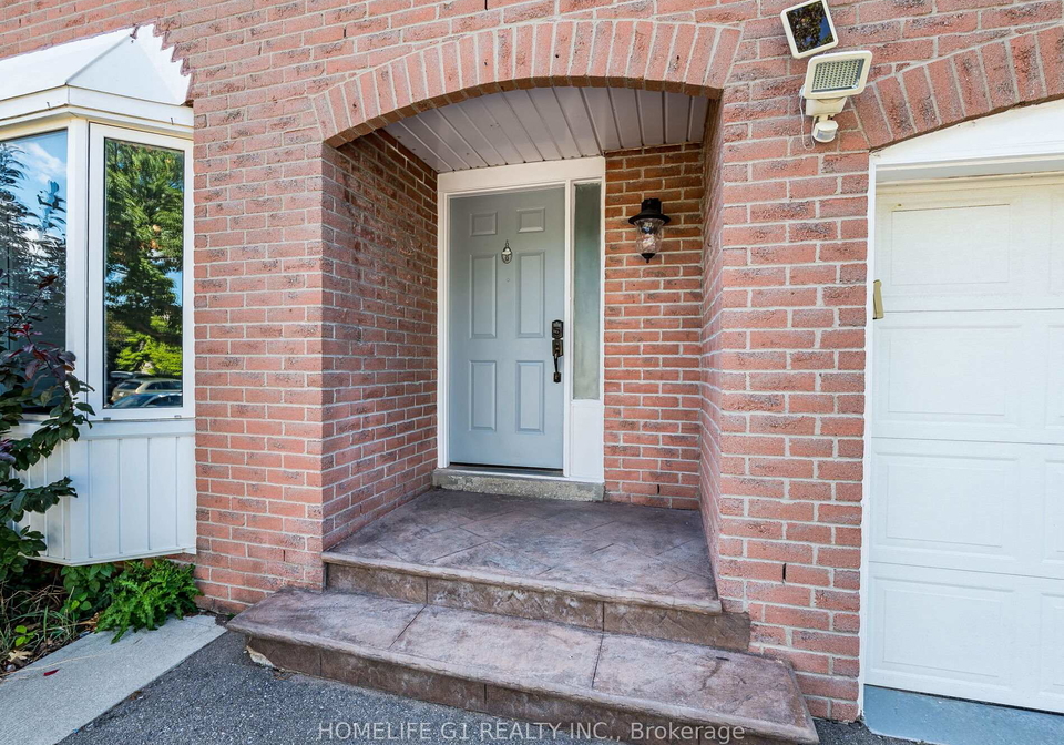 28-nuttall-street-brampton-ontario-w12360297