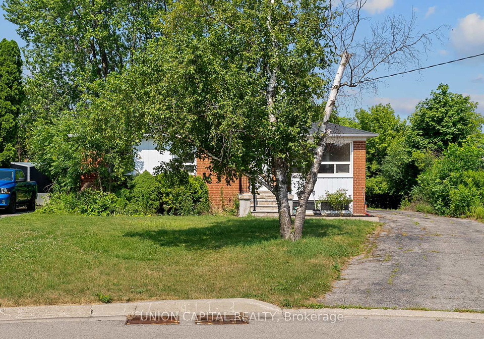 379-tamarack-circle-oakville-ontario-w12360414