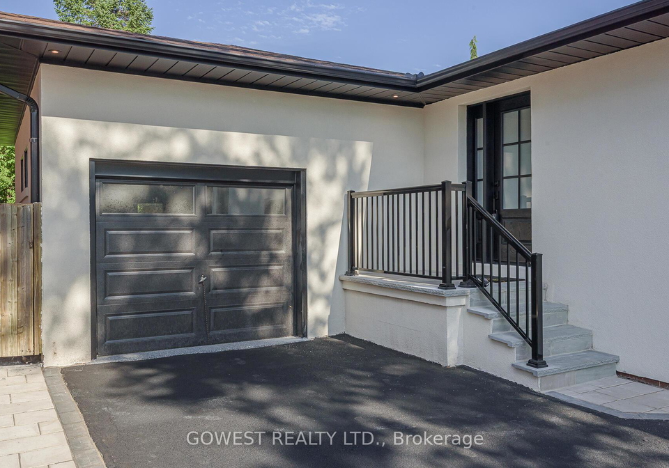 28-allonsius-drive-etobicoke-ontario-w12360557