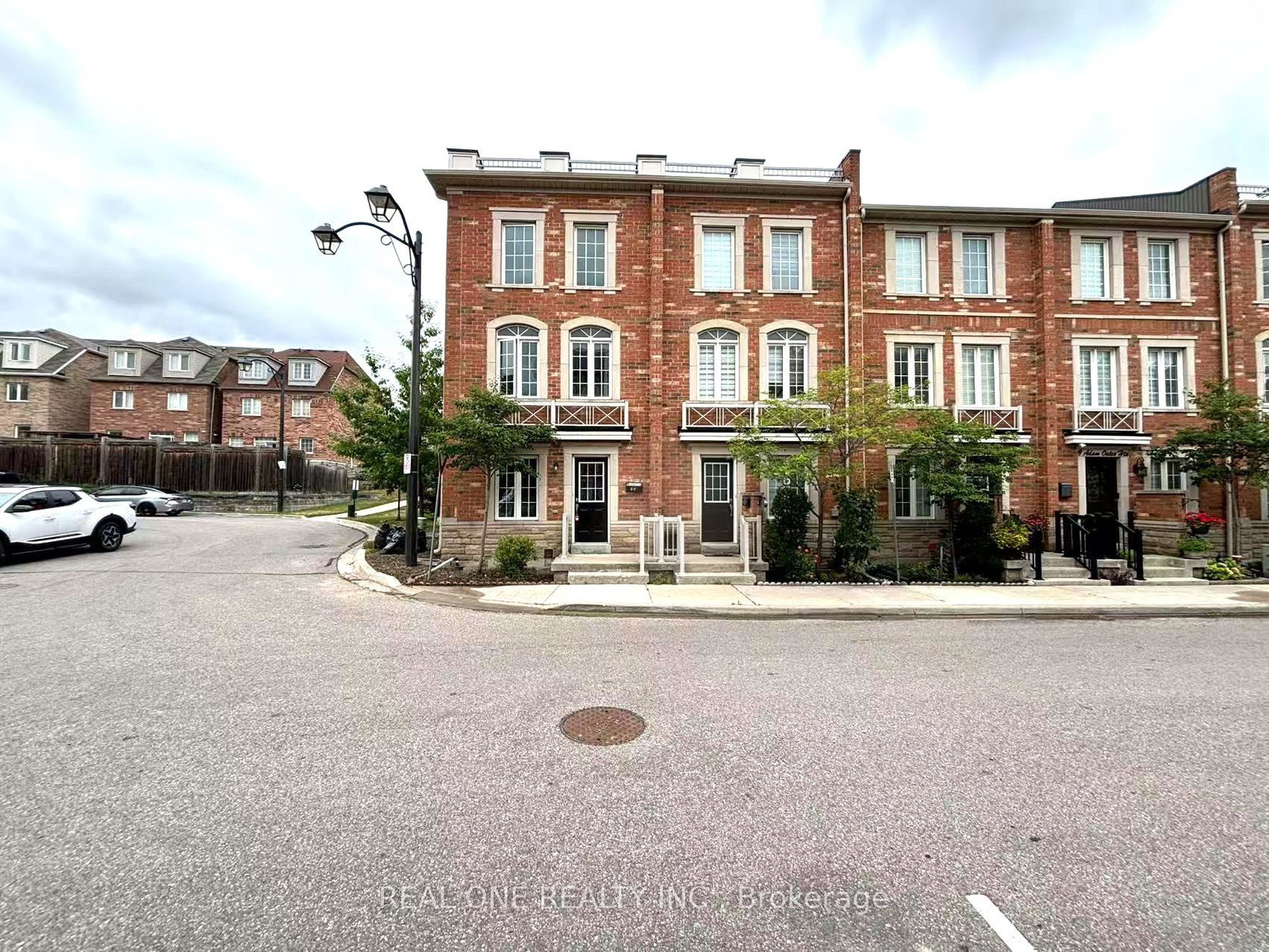 15-adam-oates-heights-york-ontario-w12360670