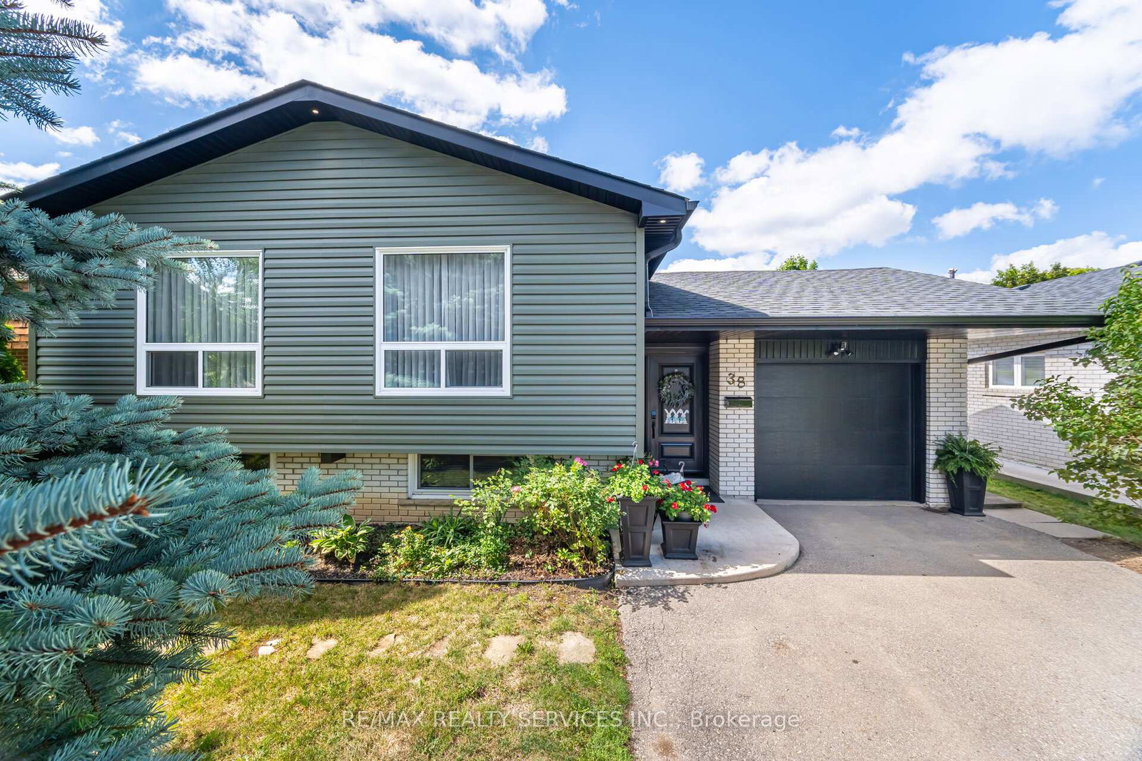 38-grassmere-crescent-brampton-ontario-w12360745