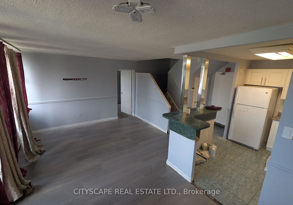 2121-roche-court-mississauga-ontario-w12360777