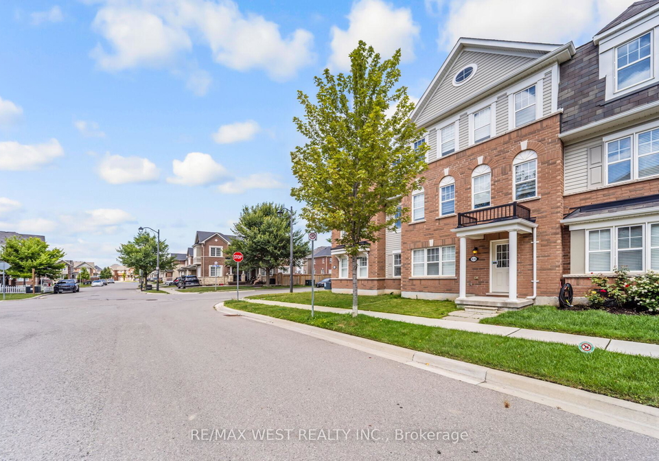 1636-leblanc-court-milton-ontario-w12361036