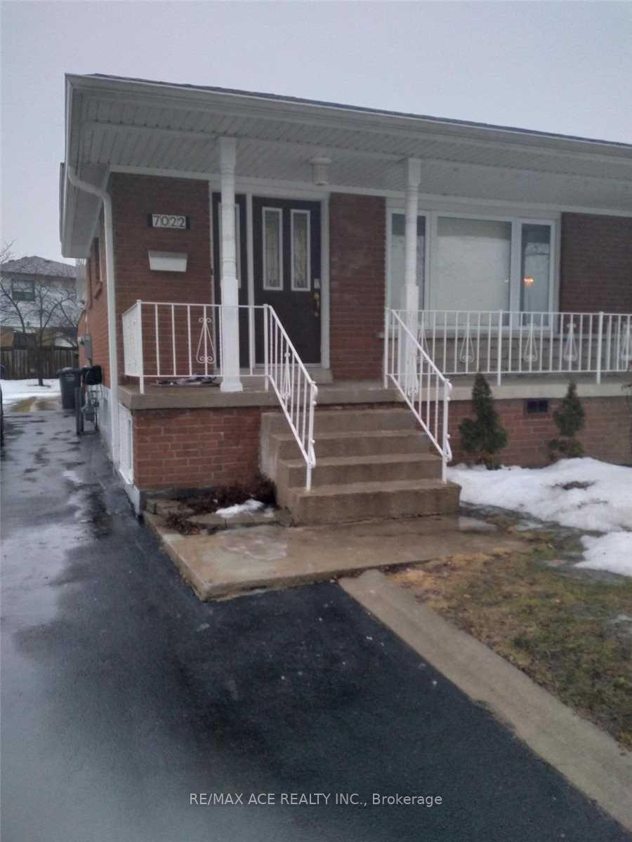 7022-chigwel-court-mississauga-ontario-w12361040