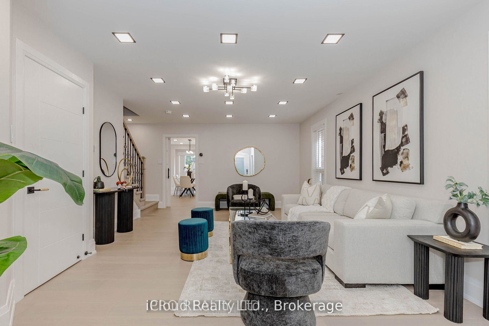 5696-margarita-crescent-mississauga-ontario-w12361073