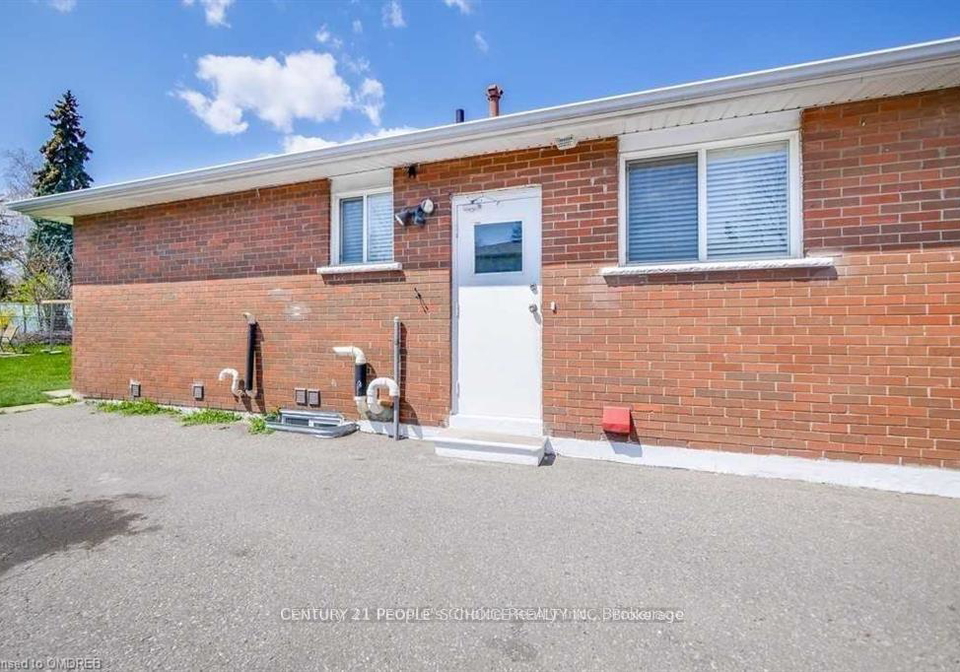 477-silverstone-drive-e-etobicoke-ontario-w12361286