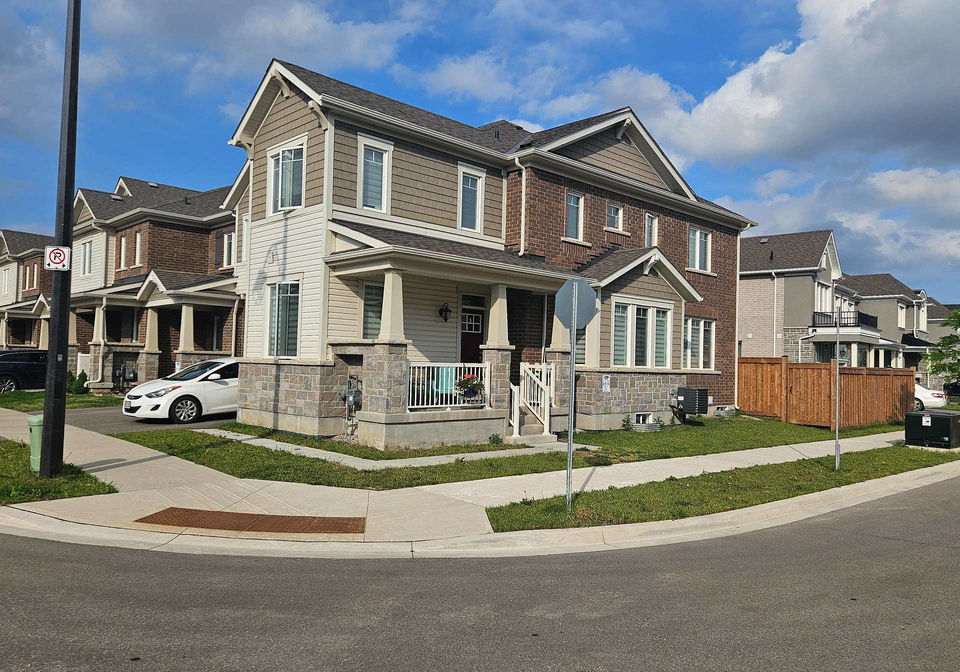 852-aspen-terrace-milton-ontario-w12361358