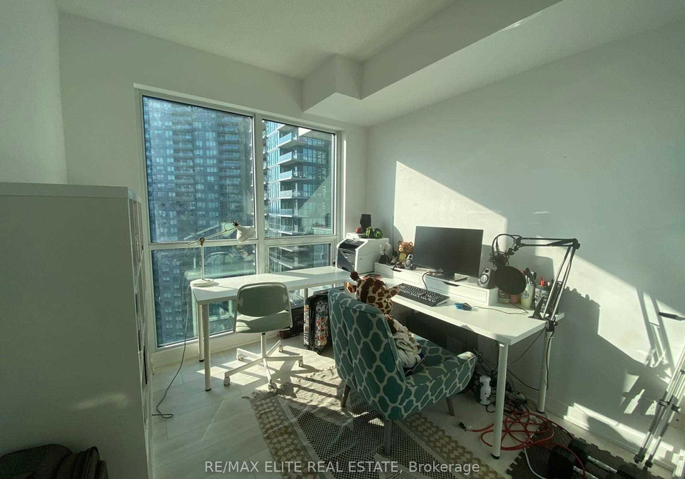 2220-lakeshore-boulevard-w-etobicoke-ontario-w12361361