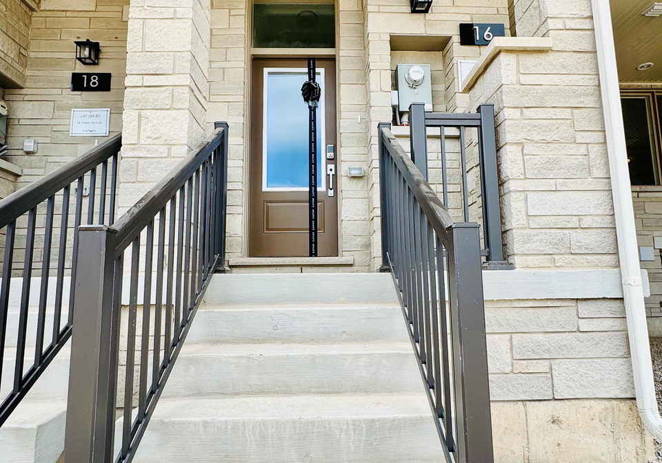 16-timber-falls-drive-brampton-ontario-w12361488