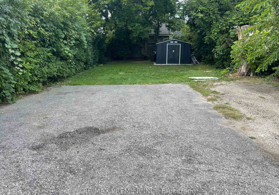 624-mcroberts-avenue-toronto-ontario-w12361560