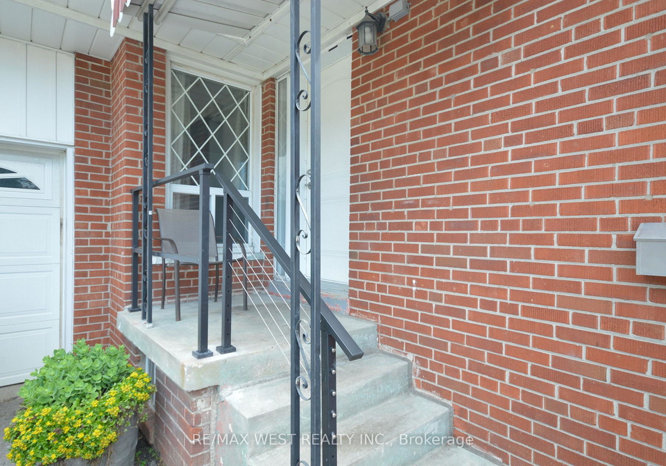 23-bairstow-crescent-etobicoke-ontario-w12361572
