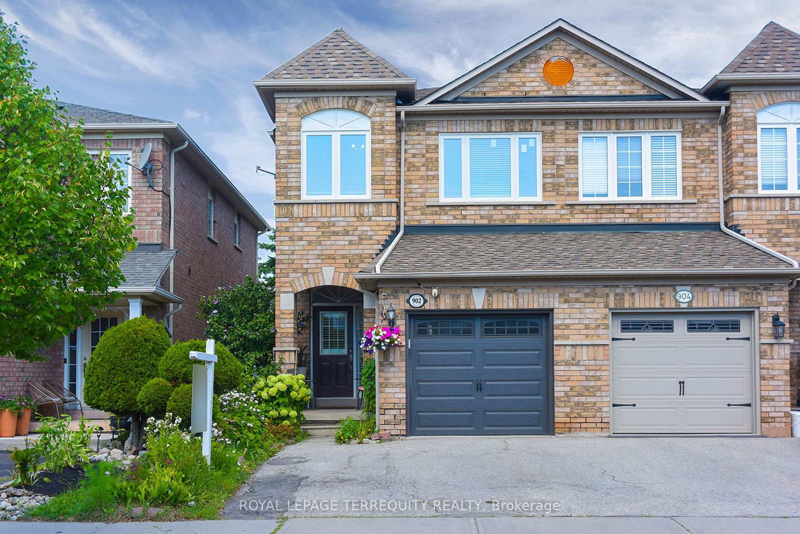 902-ledbury-crescent-mississauga-ontario-w12361600