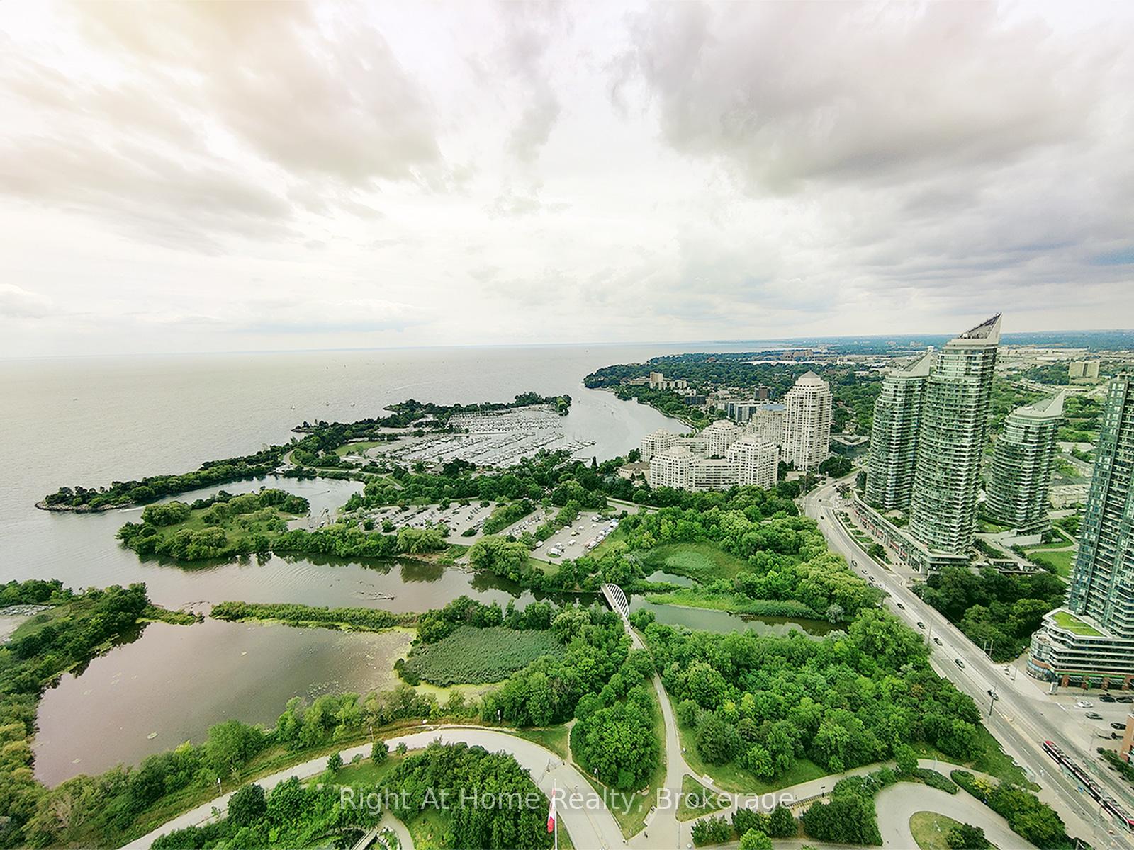 20-shore-breeze-drive-etobicoke-ontario-w12361617