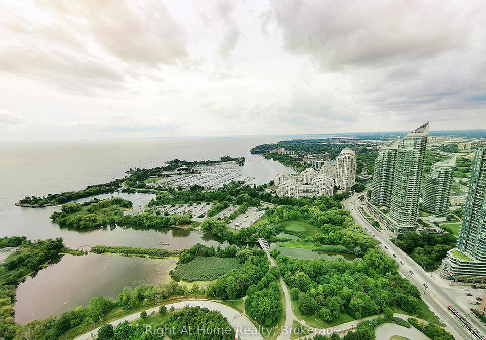 20-shore-breeze-drive-etobicoke-ontario-w12361617