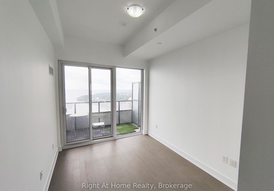20-shore-breeze-drive-etobicoke-ontario-w12361617