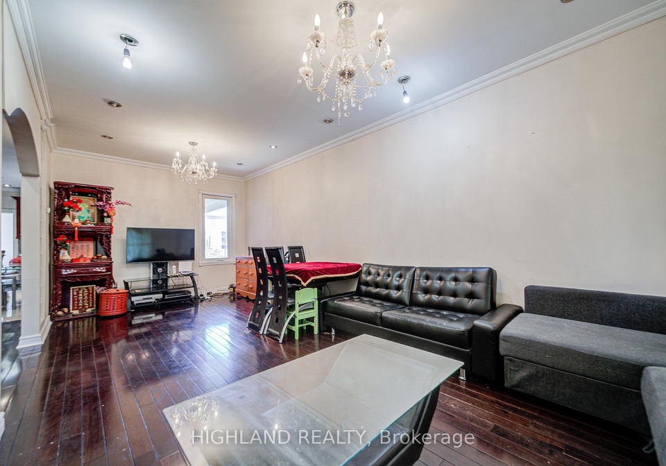 123-russett-avenue-toronto-ontario-w12361664