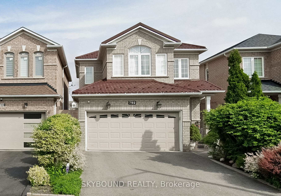 792-ledbury-crescent-mississauga-ontario-w12361687