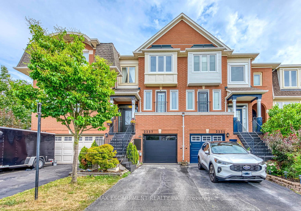 2237-prescott-place-burlington-ontario-w12362149