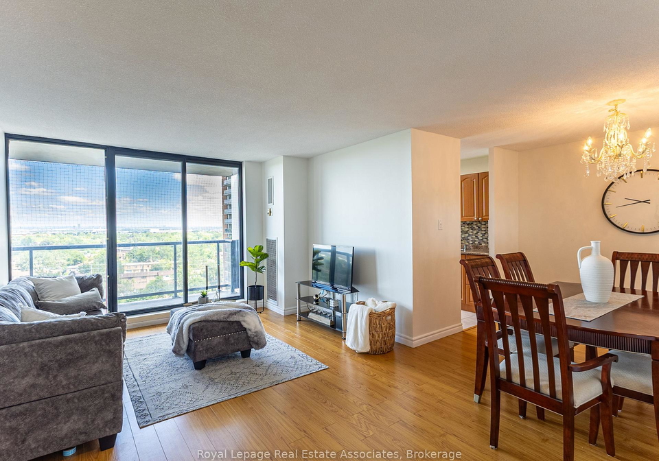 17-knightsbridge-road-brampton-ontario-w12362211