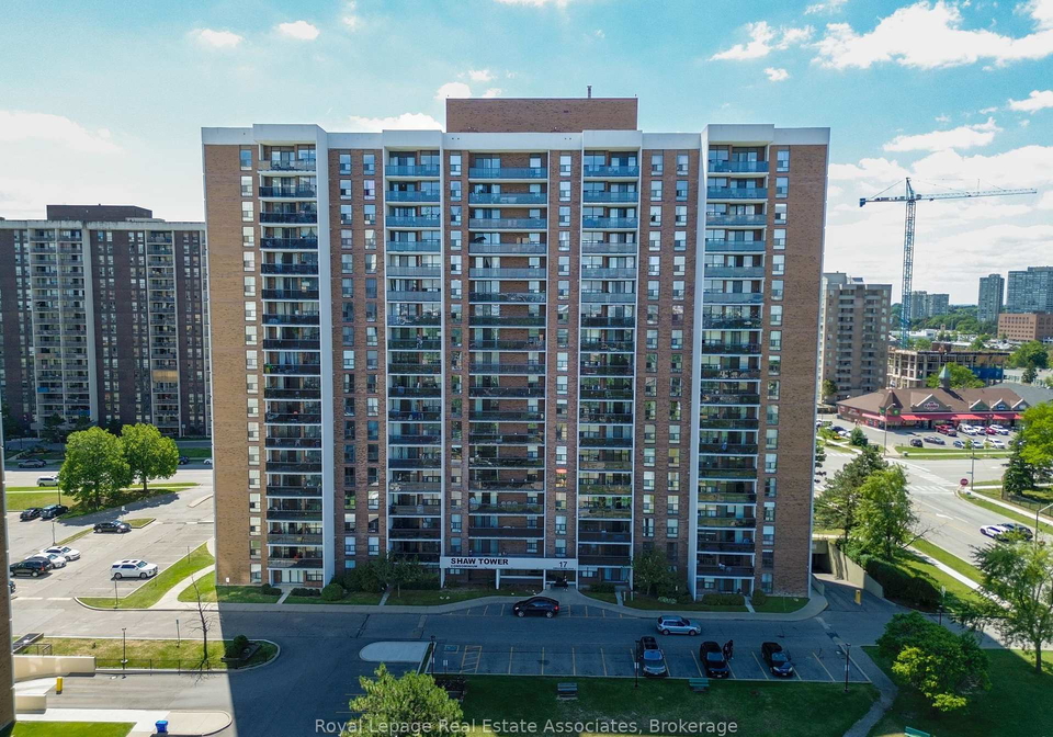 17-knightsbridge-road-brampton-ontario-w12362211
