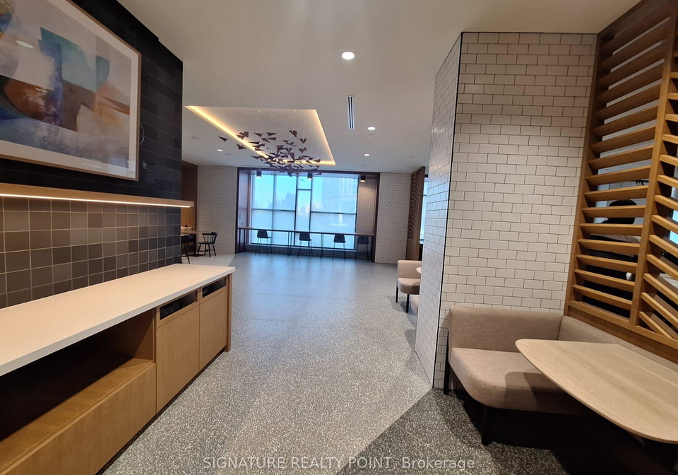 2495-eglinton-avenue-w-mississauga-ontario-w12362447