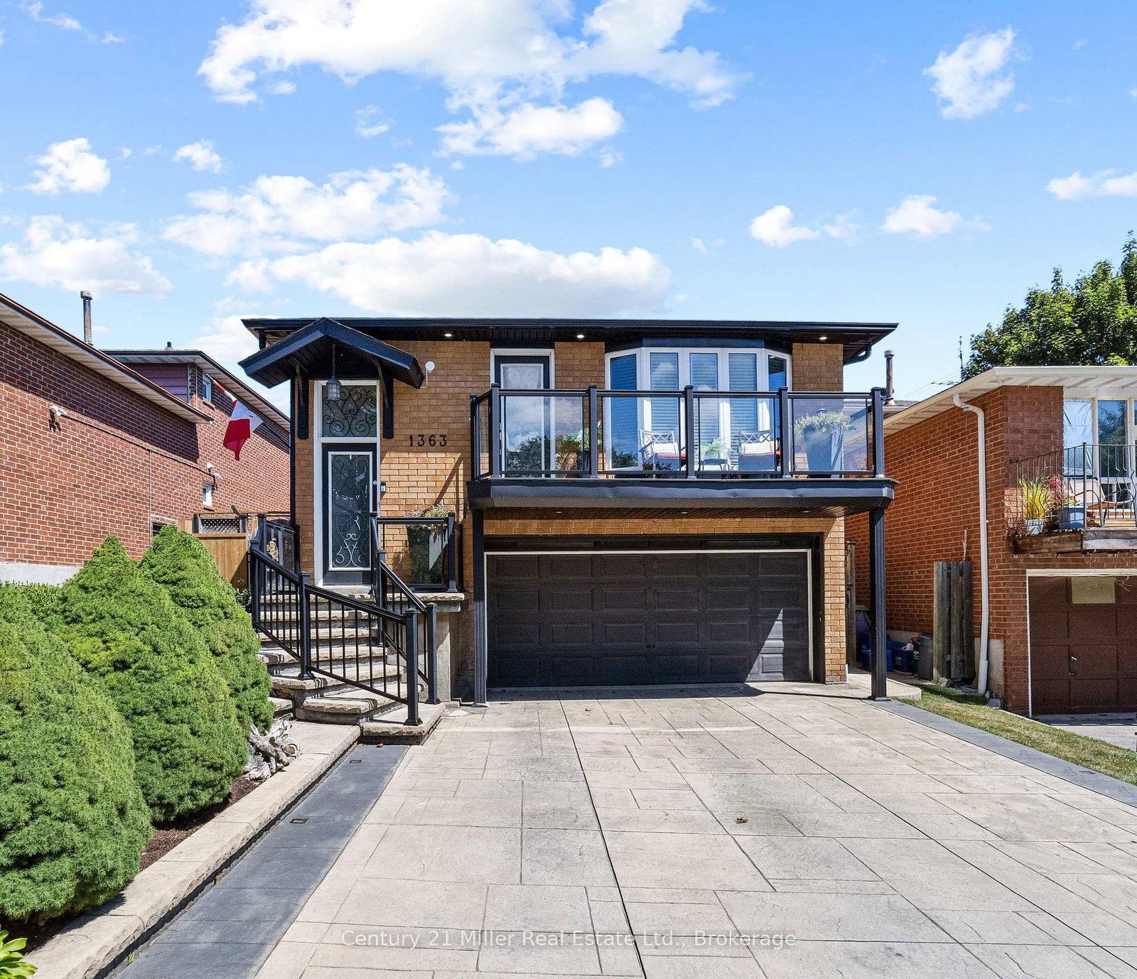 1363-harmsworth-square-oakville-ontario-w12362599