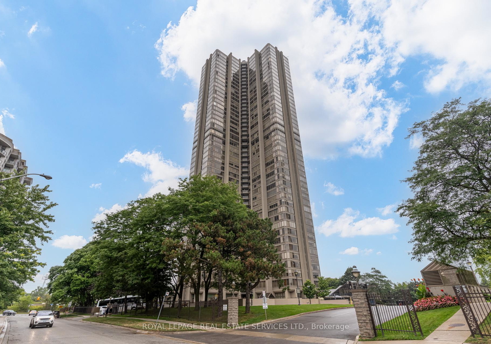 2045-lake-shore-boulevard-w-etobicoke-ontario-w12362711
