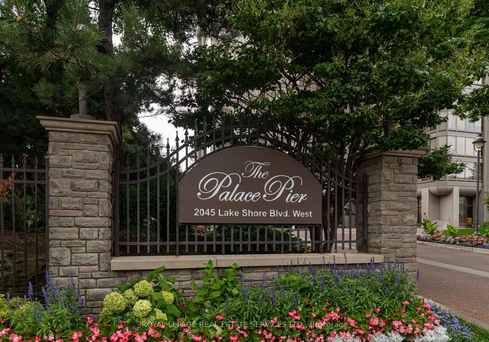 2045-lake-shore-boulevard-w-etobicoke-ontario-w12362711