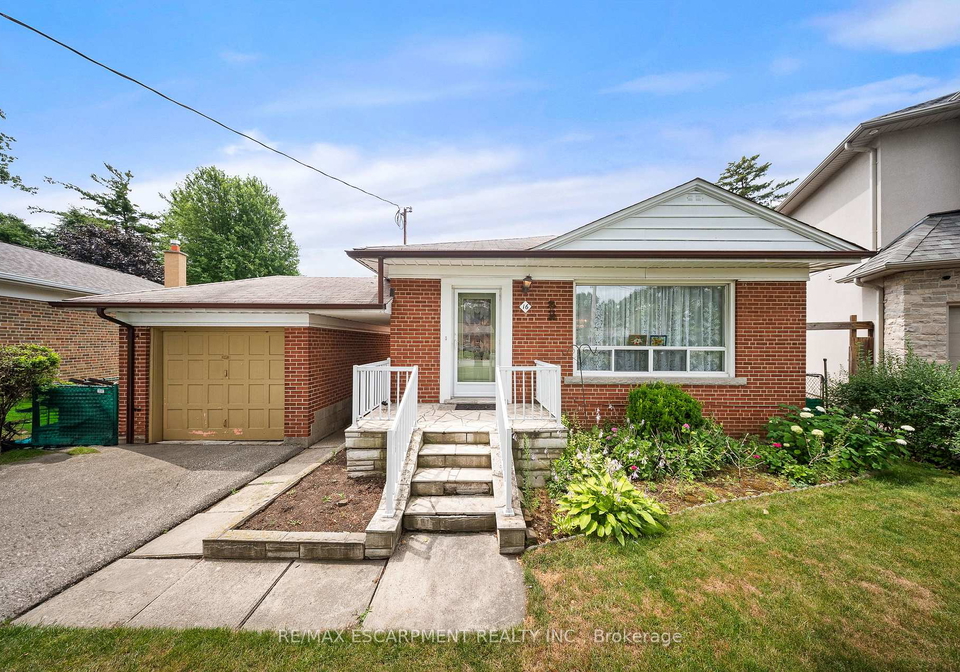 16-northampton-drive-etobicoke-ontario-w12362900