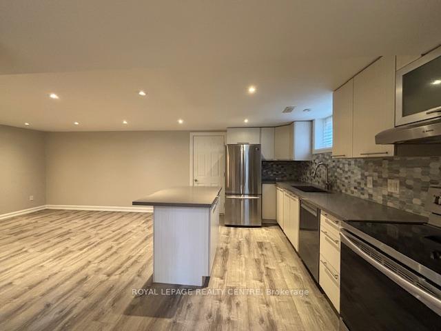 40-summerfield-crescent-etobicoke-ontario-w12362911