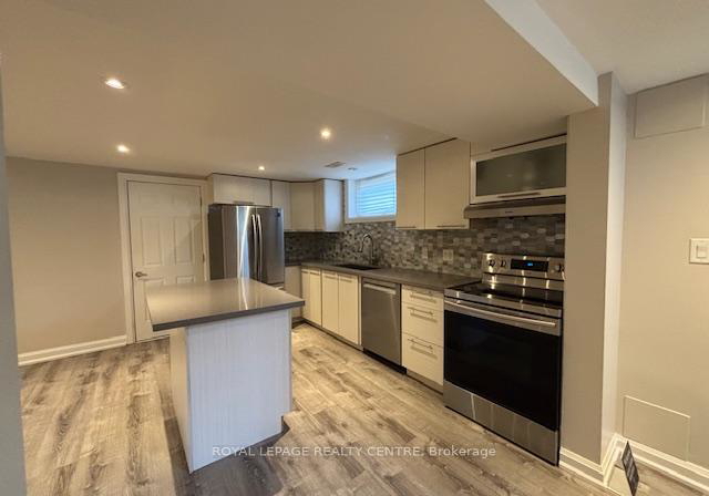 40-summerfield-crescent-etobicoke-ontario-w12362911