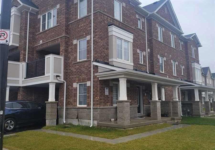 872-ash-gate-n-milton-ontario-w12362976