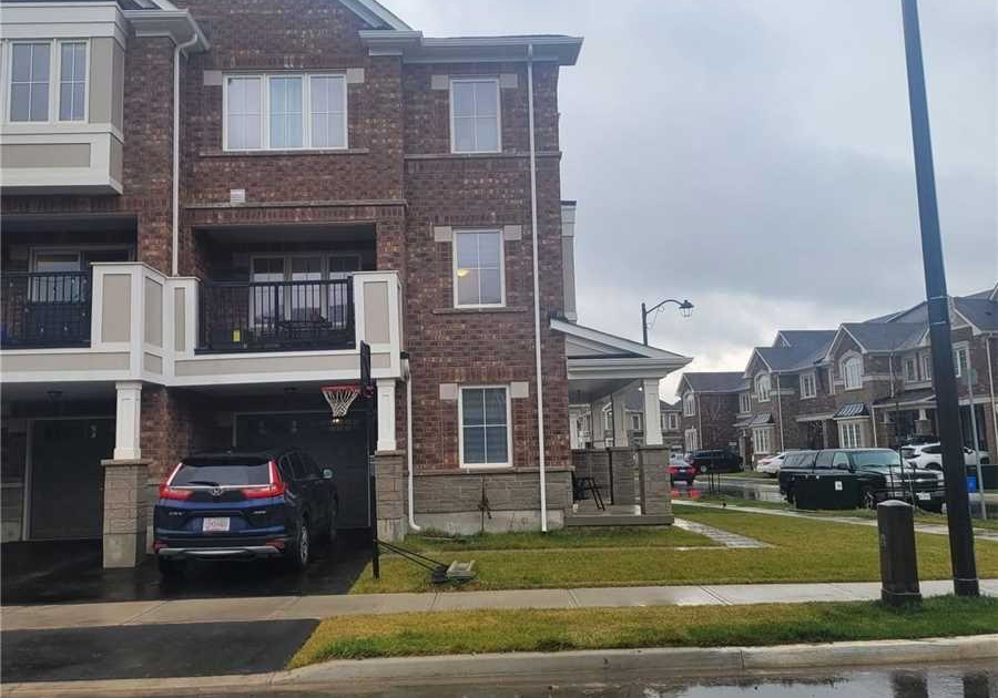 872-ash-gate-n-milton-ontario-w12362976